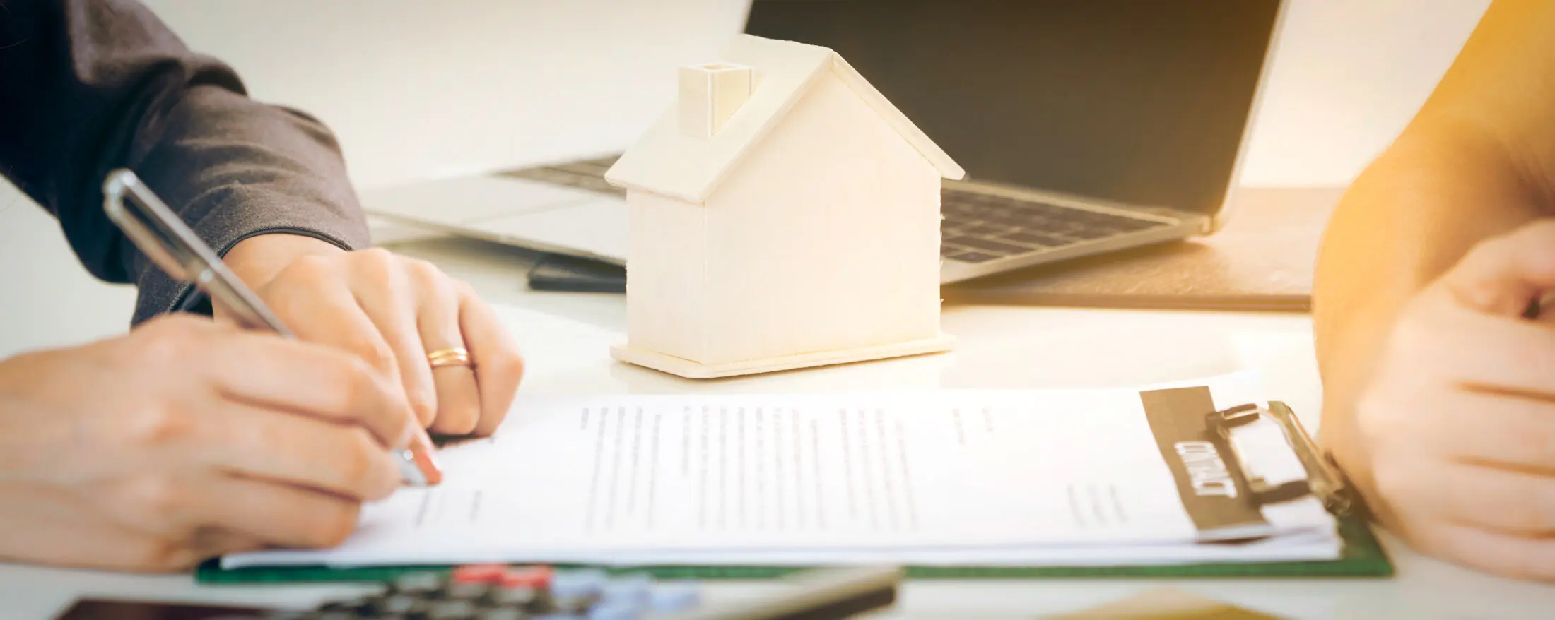 immobilienmaklerin-lisa-sturm-frankfurt-roedermark-beratung-notartermin-finanzierung-planung